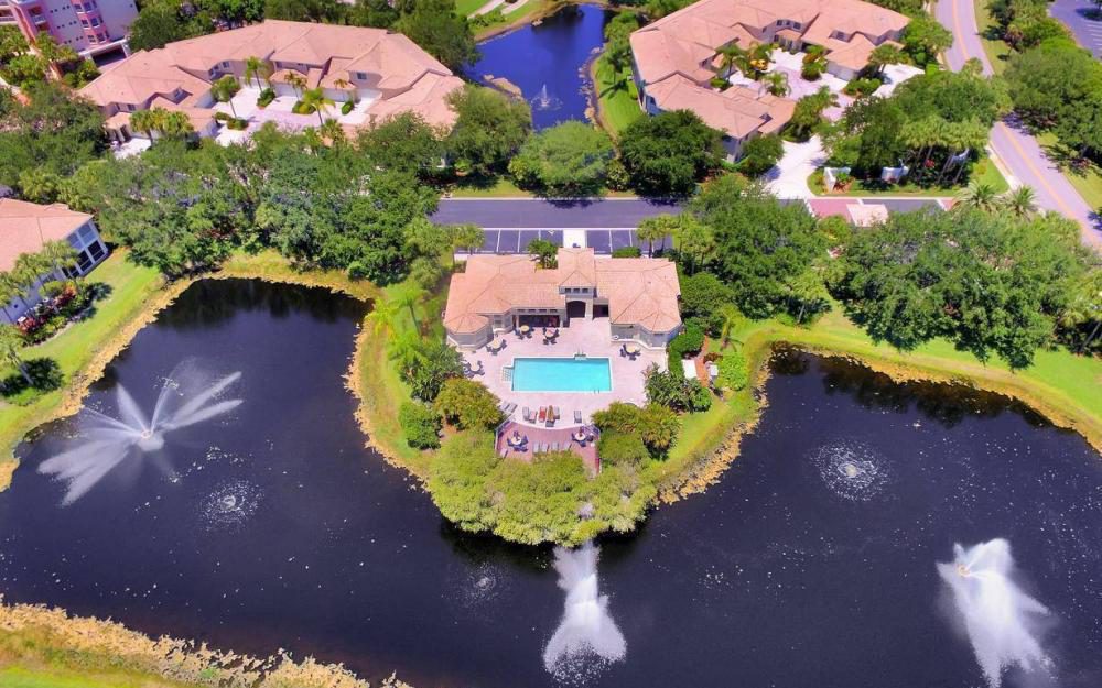 Sand Piper Isle Condo 3 Bedroom Condo in Pelican Landing, Bonita