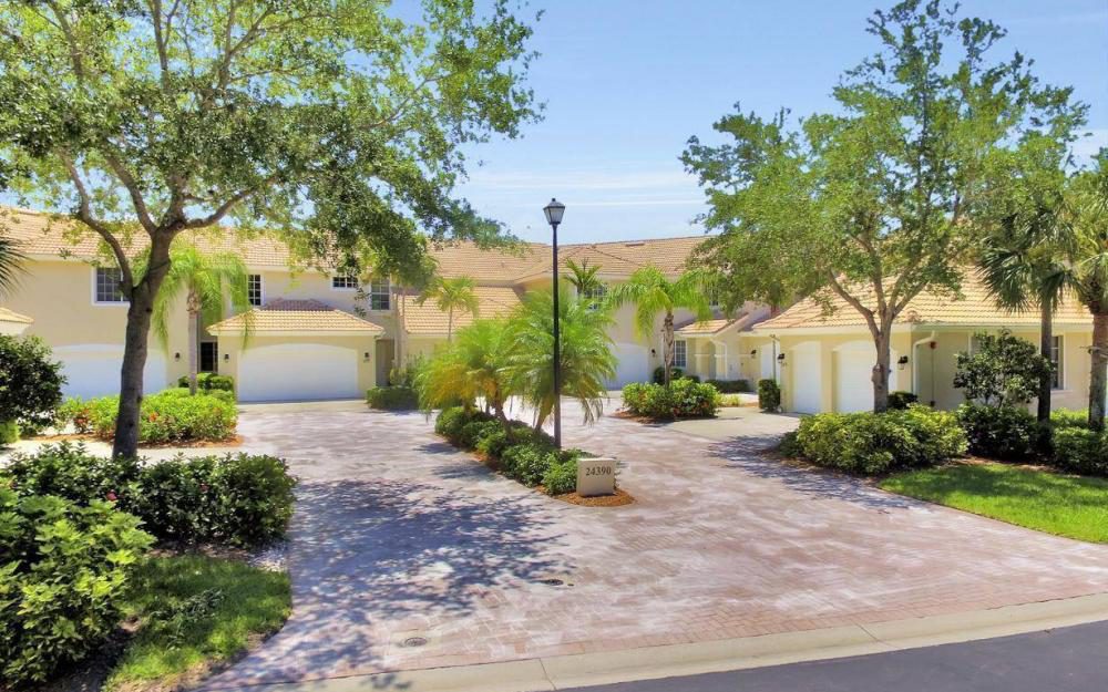 Sand Piper Isle Condo 3 Bedroom Condo in Pelican Landing, Bonita